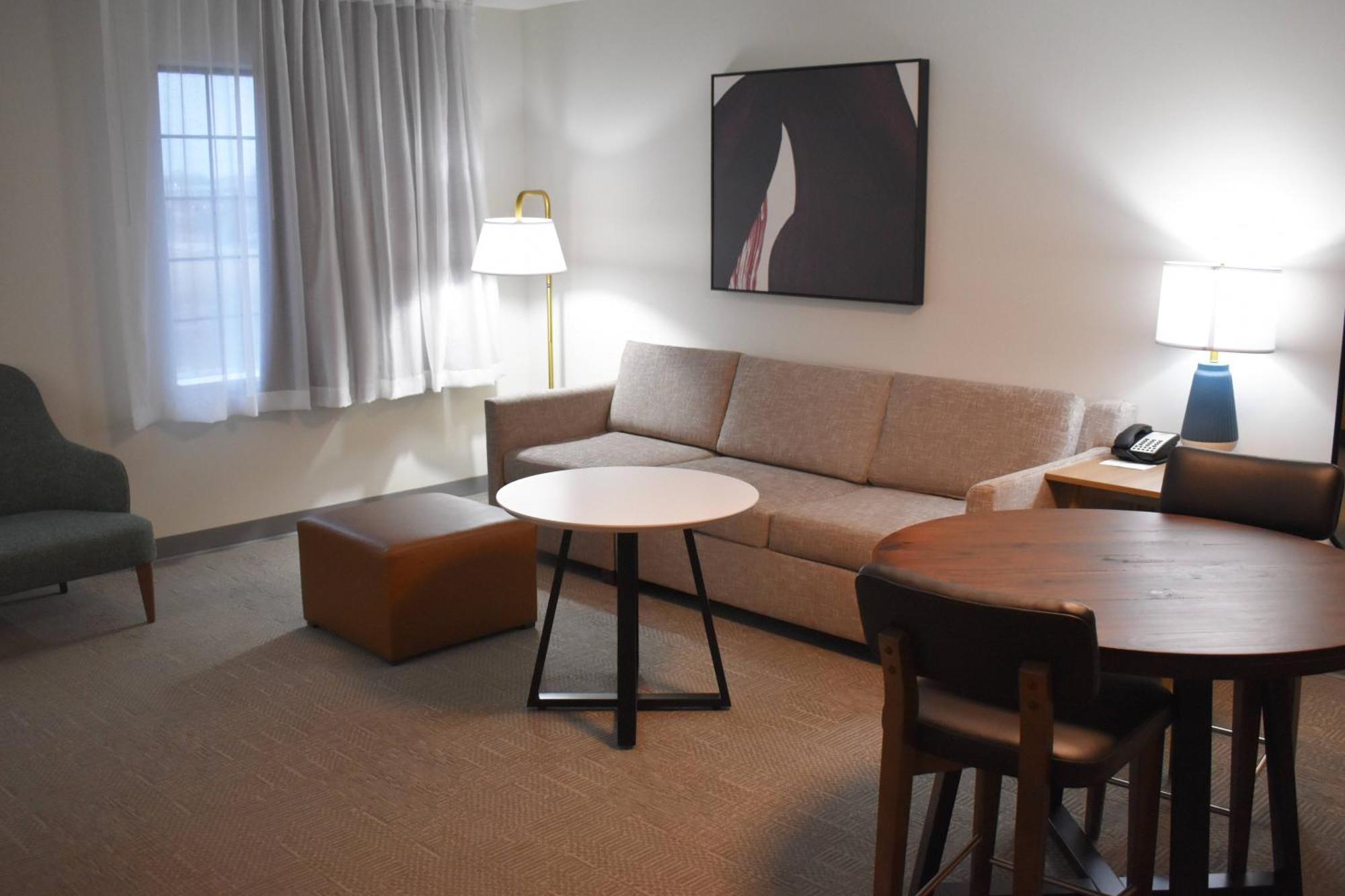 Staybridge Suites Detroit-Novi By Ihg Екстериор снимка
